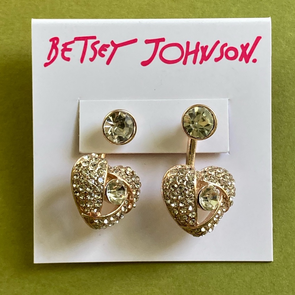 - New Betsey Johnson Crystal Heart 2 in 1 Ea…